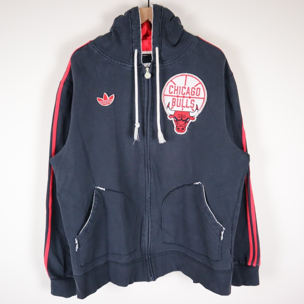 Adidas Chicago Bulls Full Zip Hoodie Embroidered Heavyweight Unisex XL‎ 25.5x28